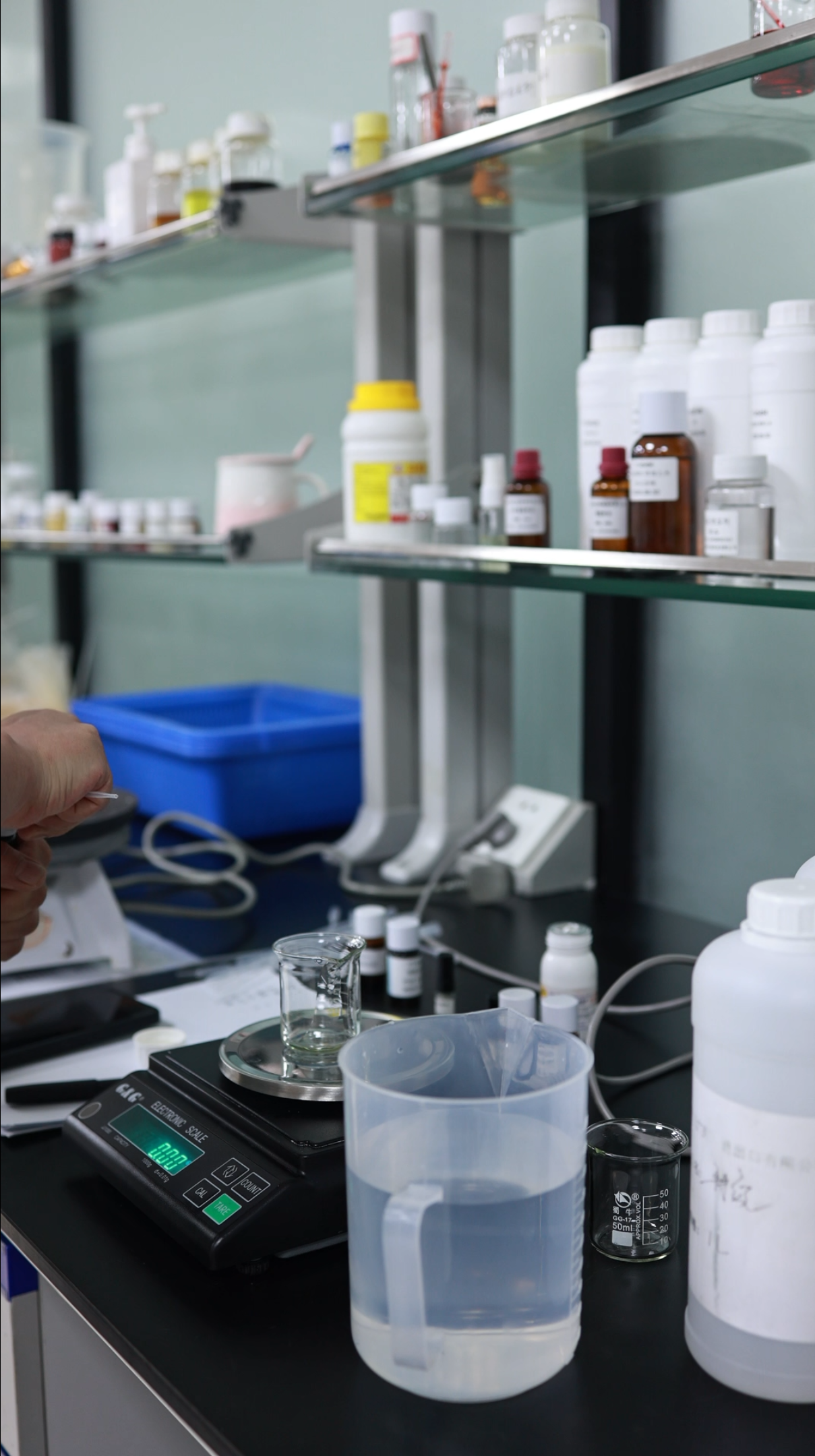 Laboratory weighing and prototype preparation in the company cosmetics process library